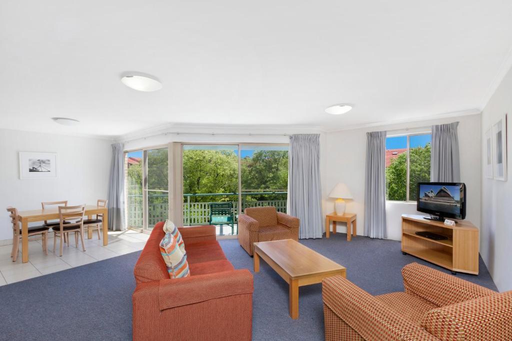 Kingston Terrace Serviced Apartments Канберра Экстерьер фото